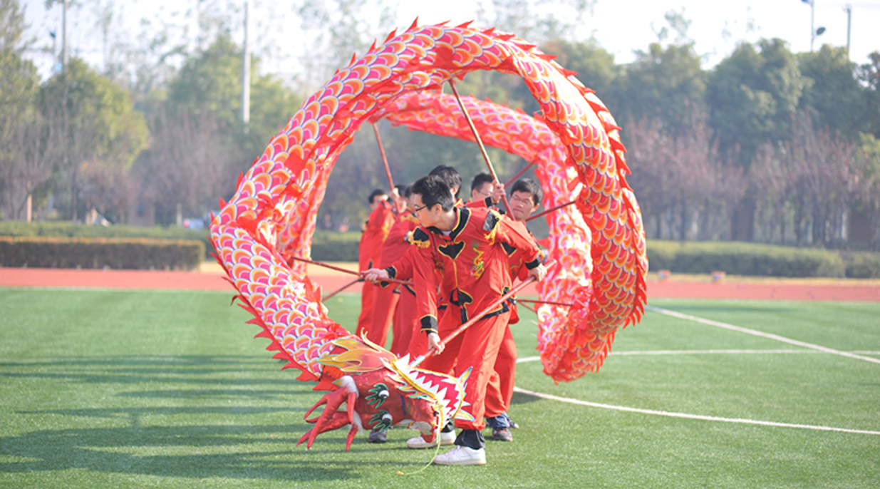 2012年海隆首屆職工運(yùn)動(dòng)會--舞龍表演